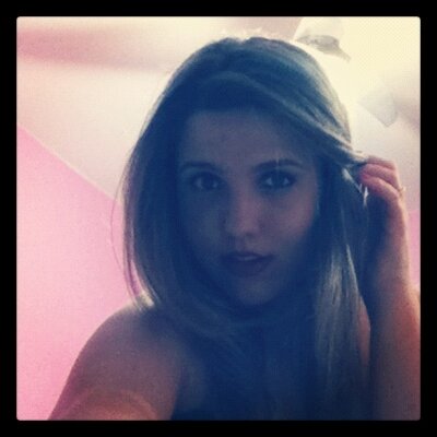 Profile Picture of Fernanda Klinski (@Feka14) on Twitter