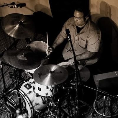 Profile Picture of Jeff Menendez (@jeffe77) on Twitter