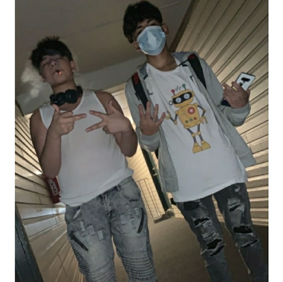 Profile Picture of Chapo Chapo (@chapo_gbk) on Poshmark