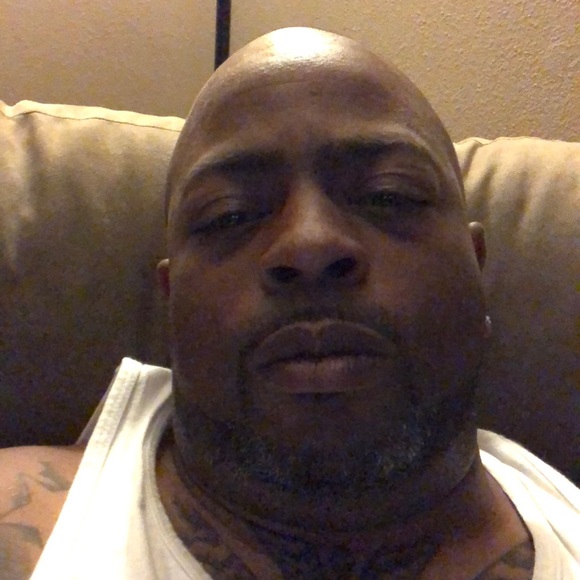 Profile Picture of Lawrence Williams (@lwilliams718) on Poshmark