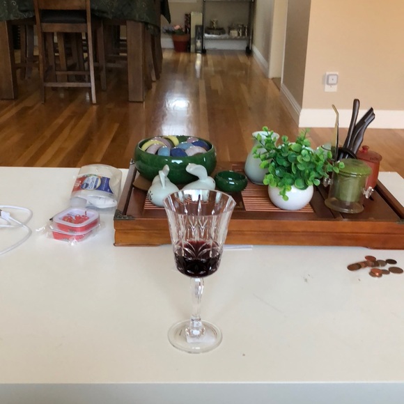 Profile Picture of Dan Liu (@dan1688) on Poshmark