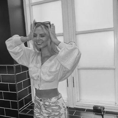 Profile Picture of Amber Parrish (@AmberPppinky) on Twitter