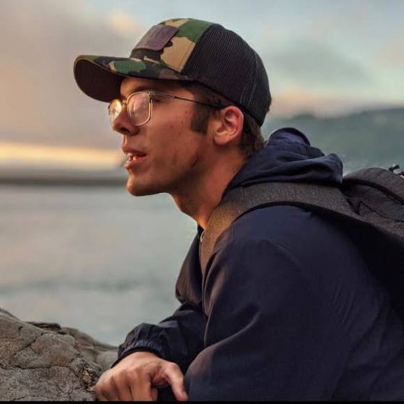 Profile Picture of Isaac Peterson (@hawkeyesac) on Poshmark