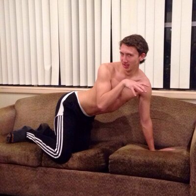 Profile Picture of Jeremy Knight (@jskiknight) on Twitter