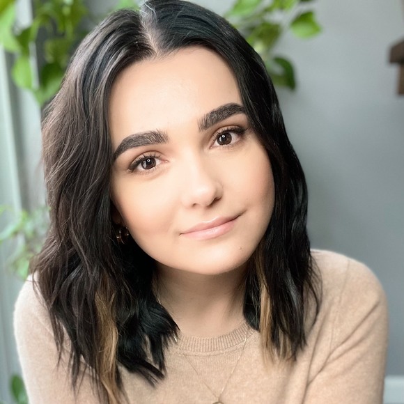 Dobrila Vojnovic - Poshmark Profile Picture of Dobrila Vojnovic (@dobrila) on Poshmark