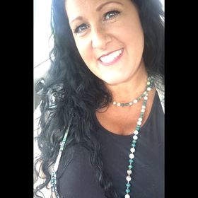Profile Picture of Stephanie Barnes (@horsecrazychic) on Pinterest