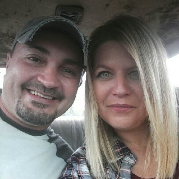 Profile Picture of Stephen Adkins (@stephenk74) on Poshmark