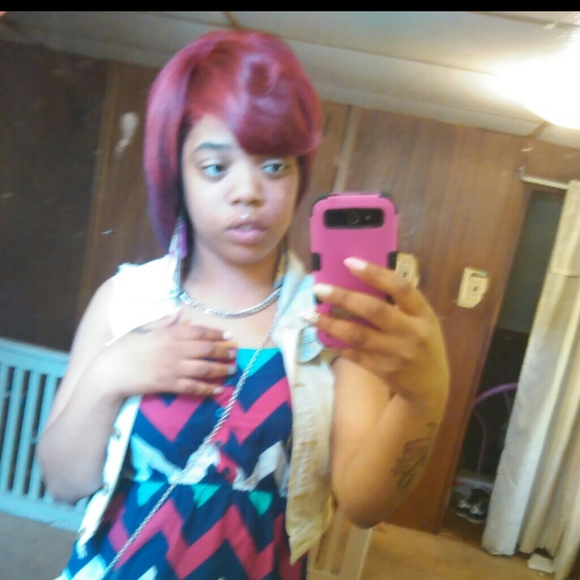 Profile Picture of Tyesha Auster (@tyeshalashay) on Poshmark