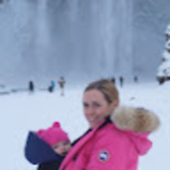 Profile Picture of Jillian Wise (@jillianwise415) on Poshmark