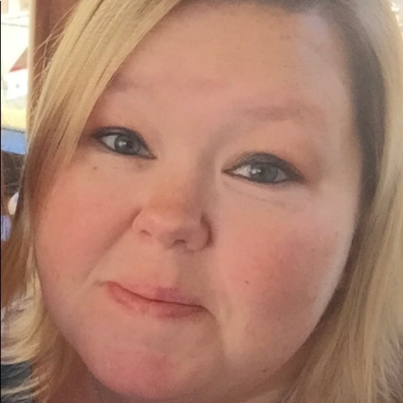 Profile Picture of Kim Wiley (@bjswife2017) on Poshmark