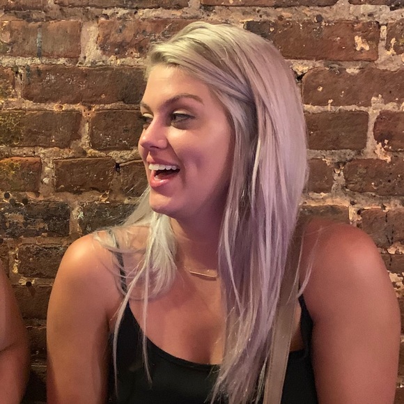 Profile Picture of Steph Bauchkey (@stephbauchkey) on Poshmark