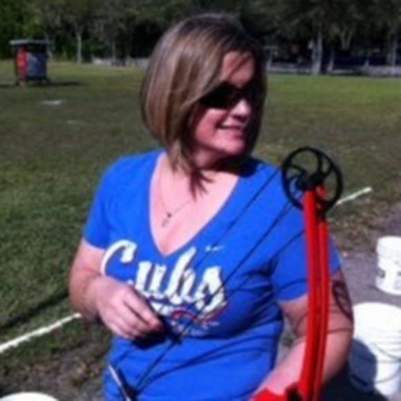 Ana maria Szolodko - Poshmark Profile Picture of Ana maria Szolodko (@aszolodko) on Poshmark