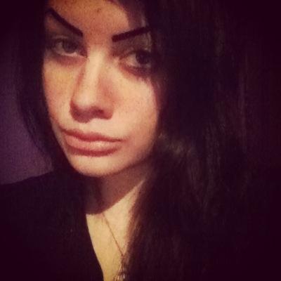 Profile Picture of J3551ca (@JessiesRainbow) on Twitter