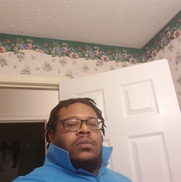 Profile Picture of Brandon Wideman (@bwaytuff) on Poshmark