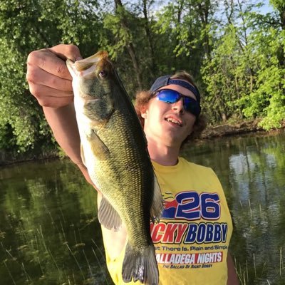 Profile Picture of Connor Peterson (@Cpeterson_22) on Twitter