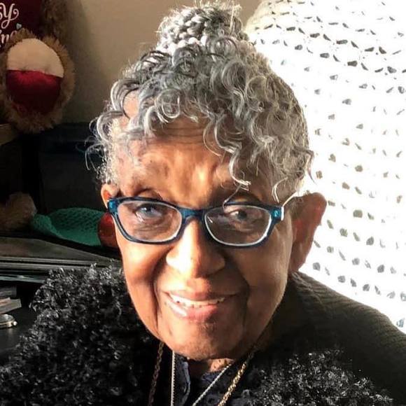 Profile Picture of John Johnson (@johnjohnson480) on Poshmark