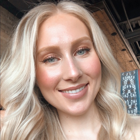 Profile Picture of Brigetta Giralmo (@brigettag) on Poshmark
