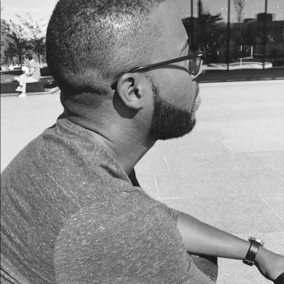 Rashad Martin - Poshmark Profile Picture of Rashad Martin (@rashad_112) on Poshmark