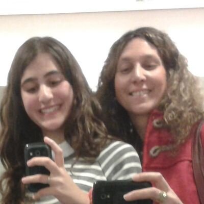 Profile Picture of Virginia Kehyaian (@vkehyaian) on Twitter