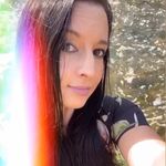 Profile Picture of Sarah Hellman (@sarahskincapades) on Instagram