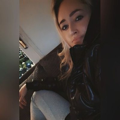 Profile Picture of Laura Clarke (@Laura_Upton) on Twitter