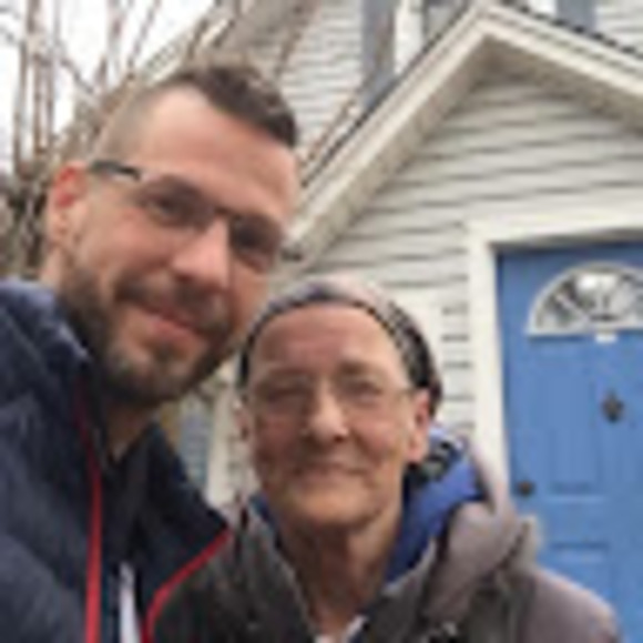 James Lapeer - Poshmark Profile Picture of James Lapeer (@jlapeer9) on Poshmark