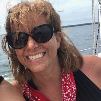Profile Picture of Lori Strehler (@loribethGR) on Twitter