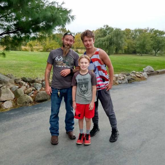 Profile Picture of Nicholas Osinski (@aries_200302000) on Poshmark