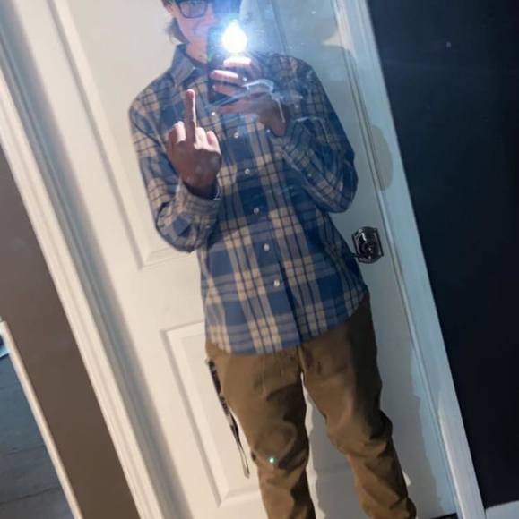 Profile Picture of Nicholas Bell (@nicholasb91604) on Poshmark