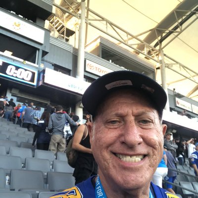 Profile Picture of Terry Greenwald (@LACHARGERS165) on Twitter