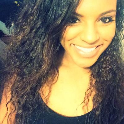 Profile Picture of Olivia Noel (@0lliviaa) on Twitter