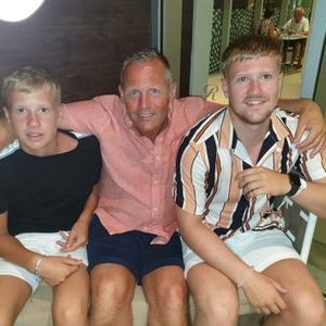 Profile Picture of Paul Charnley (@charnley67) on Twitter