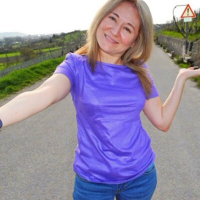 Profile Picture of Paula Grimm (@paulavuia) on Twitter