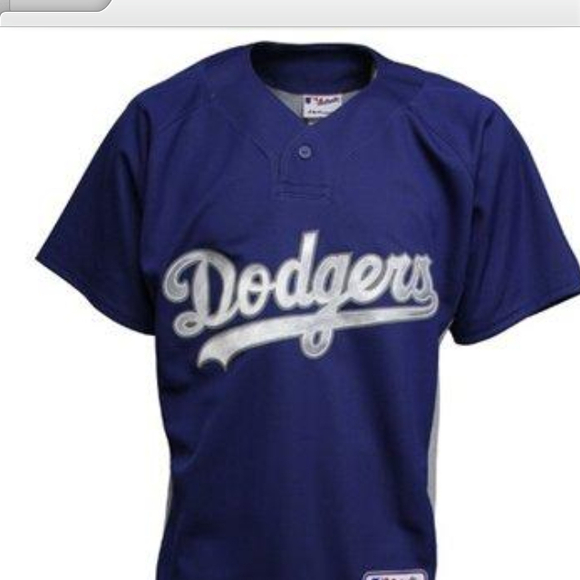 Profile Picture of Martha Heavner (@dodgergirl13) on Poshmark