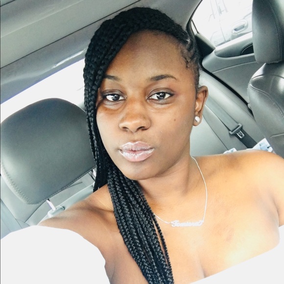 Profile Picture of Tomiera Dow (@twooooooo) on Poshmark