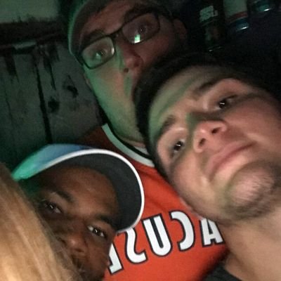 Profile Picture of Efren (@efrensilva8419) on Twitter