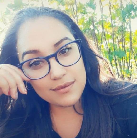 Chrystal Hall - Poshmark Profile Picture of Chrystal Hall (@chrystalhall3) on Poshmark