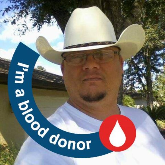 Profile Picture of Ken Bosler (@kenbosler) on Poshmark