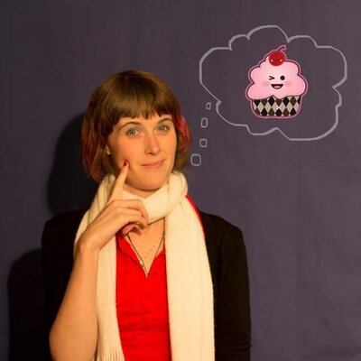 Profile Picture of Carly Shields (@CarlyShieldsArt) on Twitter