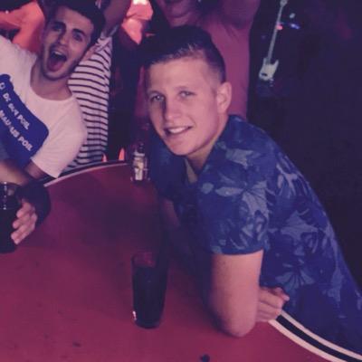 Profile Picture of Théo Raymond (@TheoRugby64) on Twitter