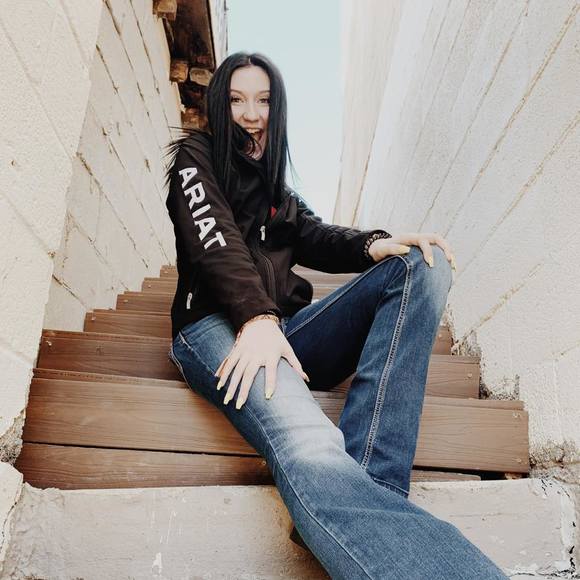 Profile Picture of Dakota Wertz (@kodajade_) on Poshmark