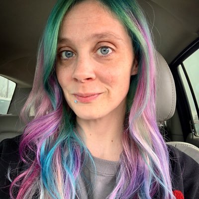 Profile Picture of Jamie Farley (@Long4TheFlowers) on Twitter