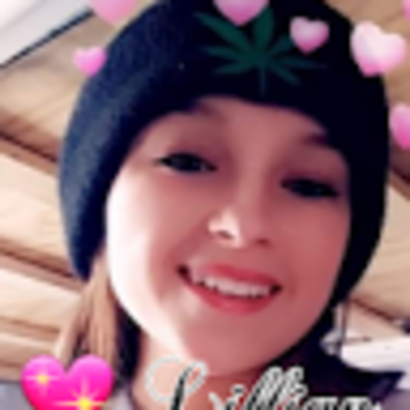 Profile Picture of Hope Ballard (@hopeballard884) on Poshmark