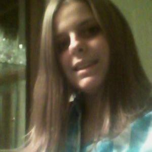 Profile Picture of Haley Earle (@haley18earle) on Twitter