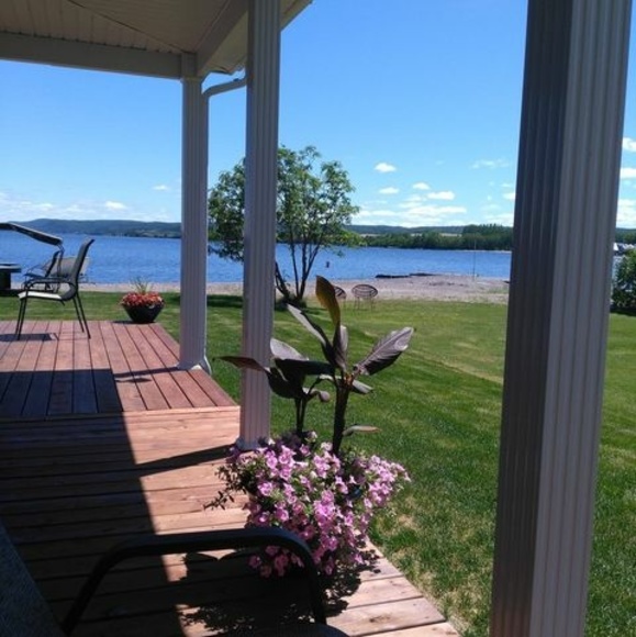 Profile Picture of Lina Dufour (@linabufour47) on Poshmark