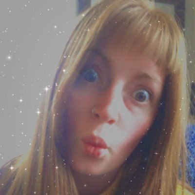 Profile Picture of Heather Jarvis (@heatjarvis) on Twitter