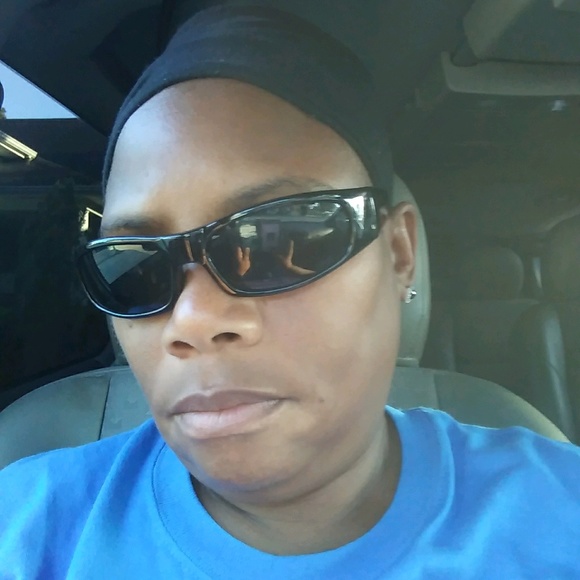 Profile Picture of Jacquelyn Tippins (@ladytip) on Poshmark