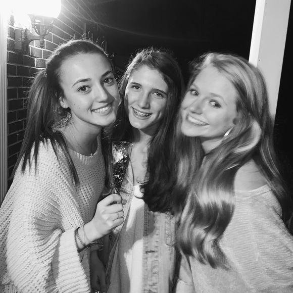 Profile Picture of Rebecca Hofbauer (@rebeccahoffie) on Poshmark