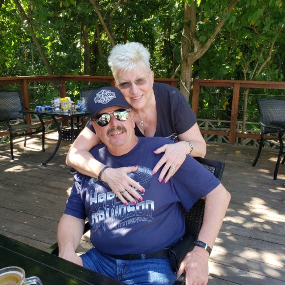 Profile Picture of Veronica Bryant (@thedoglaw01) on Poshmark