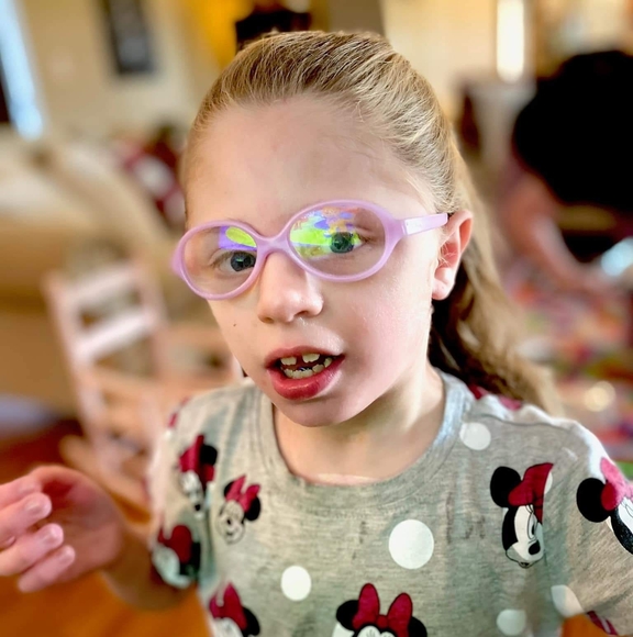 Profile Picture of Kenny Brazan (@kennybrazan) on Poshmark